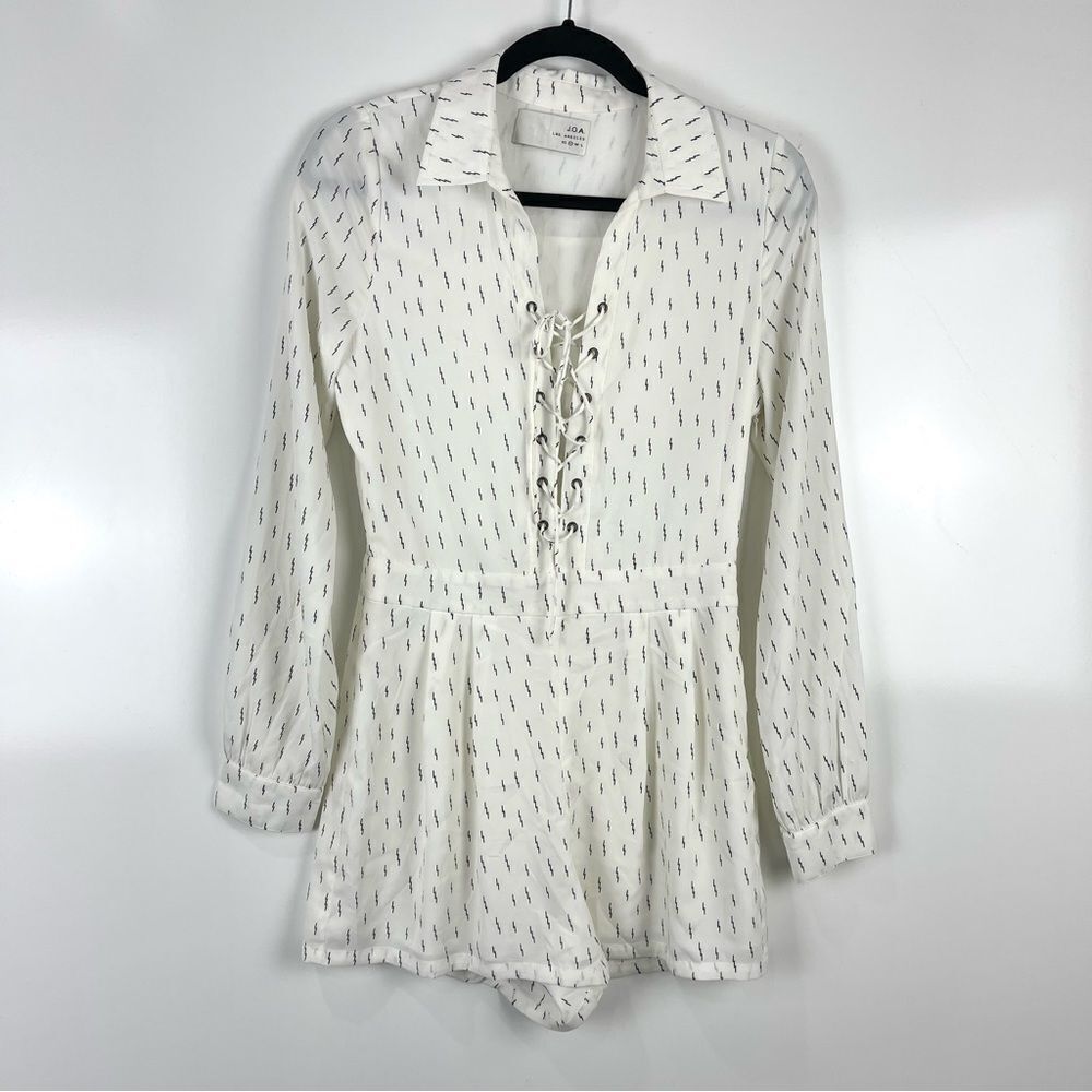 J.O.A. Los Angeles Revolve Long Sleeve Lace Up Shorts Romper Women's Size Small